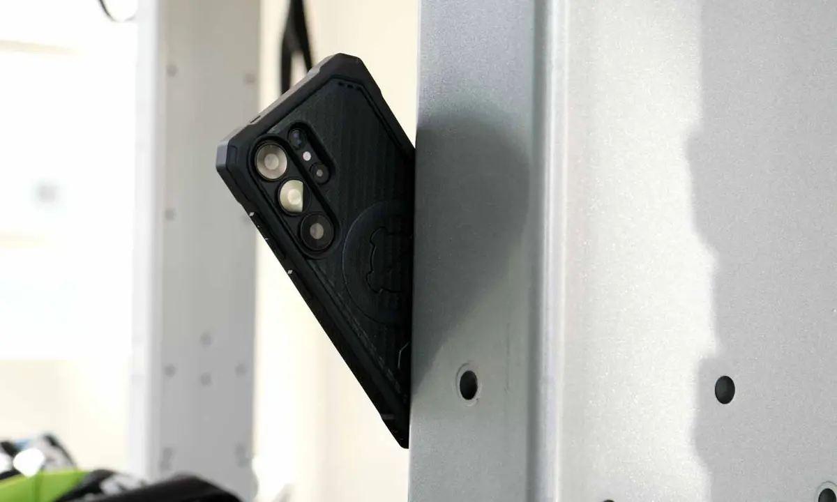 ROKFORM Rugged Cases für Samsung Galaxy S26