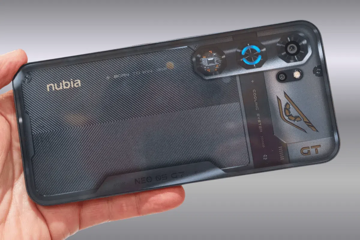 nubia Neo 5 GT Hands-On: Gaming-Smartphone mit Lüfter und RGB